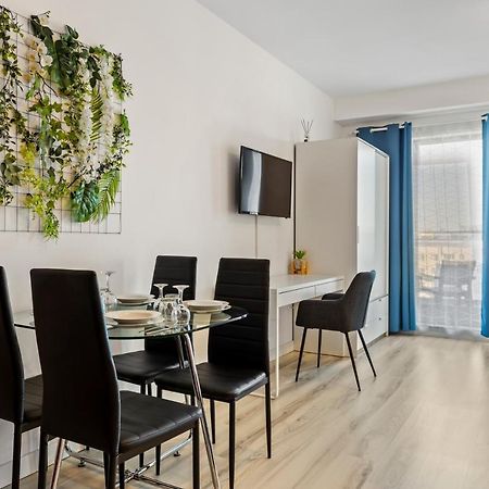 Aquarius: Upscale Flat In The Heart Of Bucharest! Apartment Ngoại thất bức ảnh