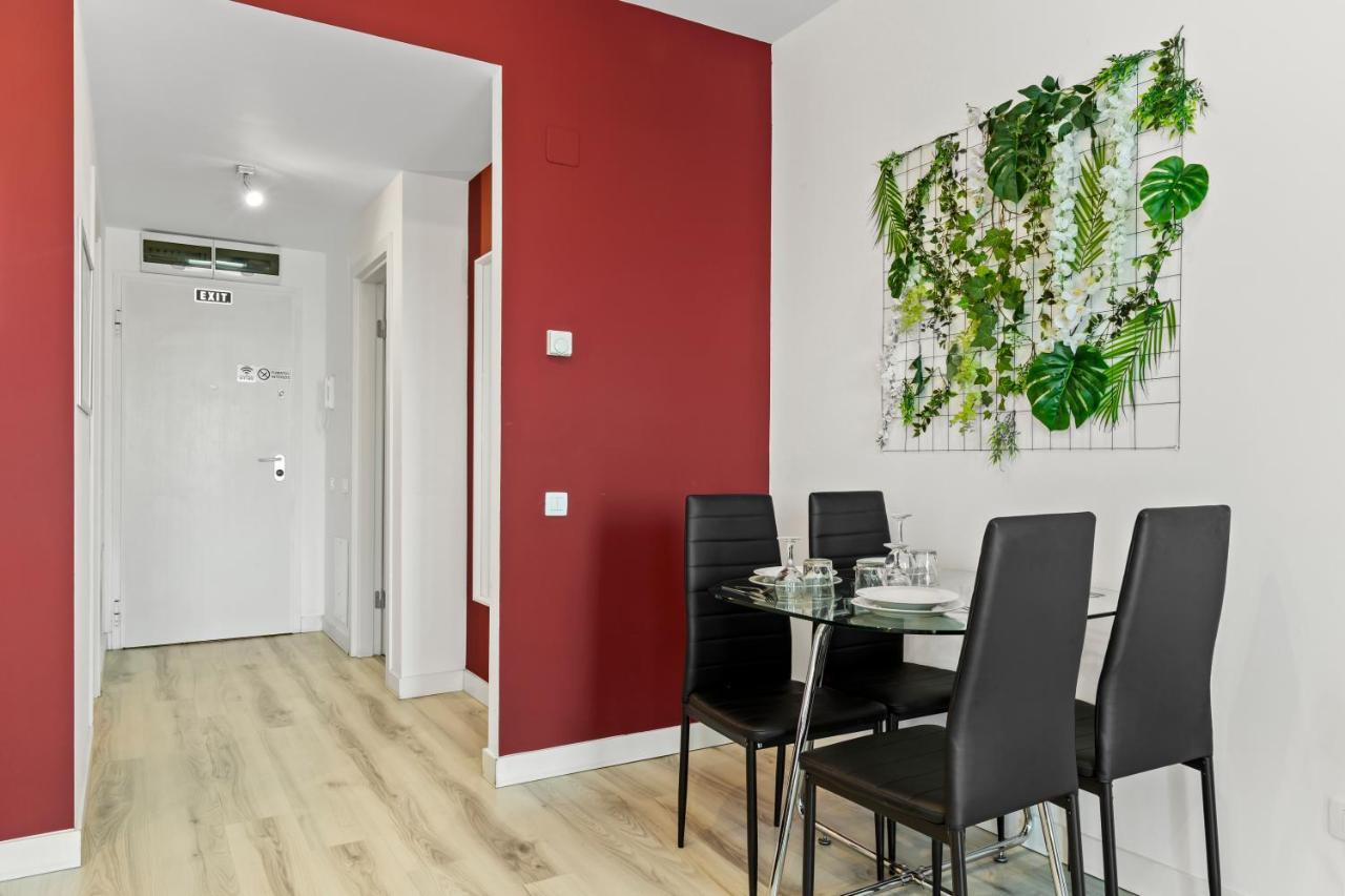 Aquarius: Upscale Flat In The Heart Of Bucharest! Apartment Ngoại thất bức ảnh
